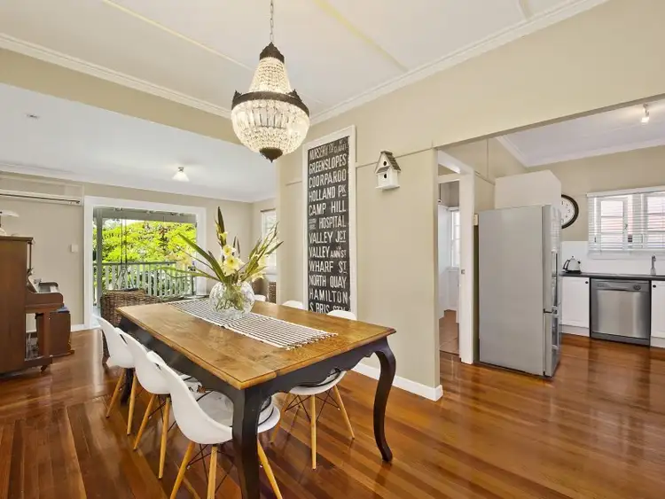 137 Watson Street, Camp Hill QLD 4152