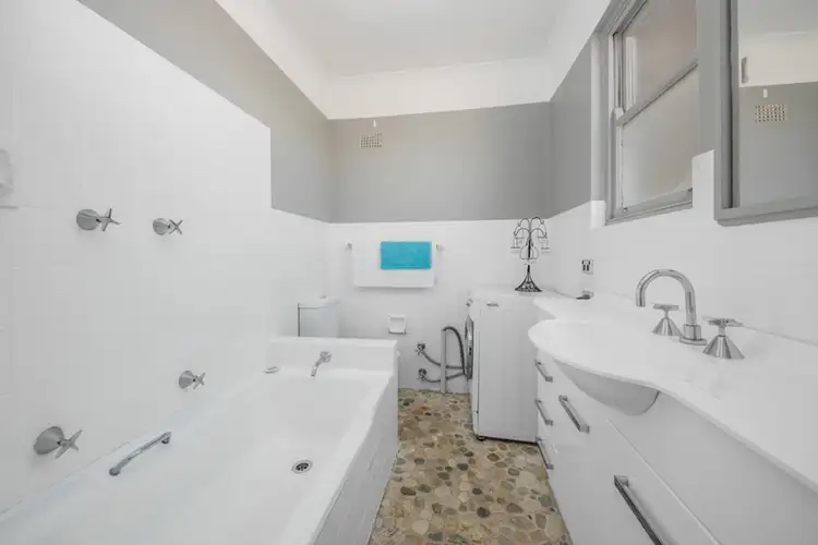 Fifth view of Homely apartment listing, 11/20 Burke Road, Cronulla NSW 2230