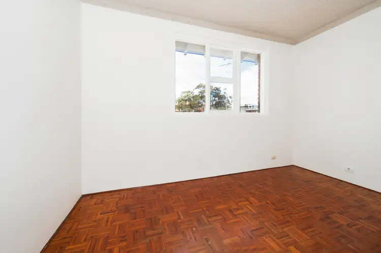 Fourth view of Homely unit listing, 10/5 Devitt Place, Hillsdale NSW 2036