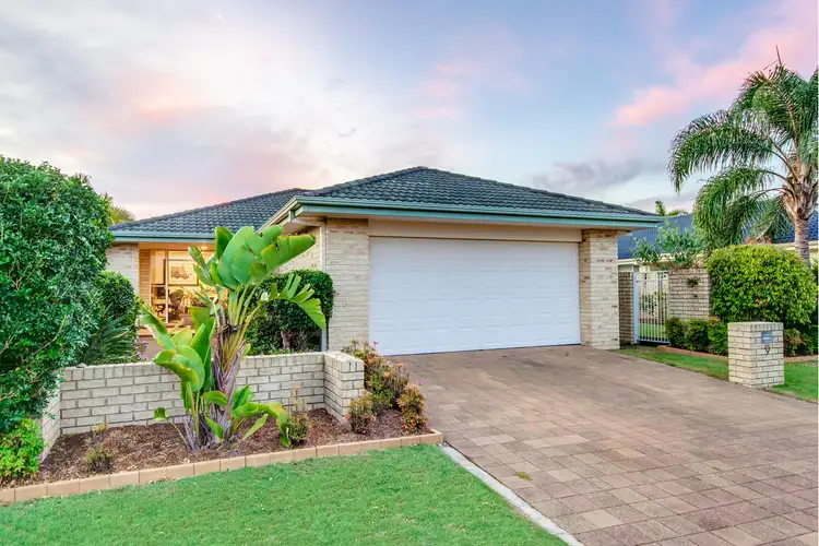 9 Moonraker Street, Clear Island Waters QLD 4226