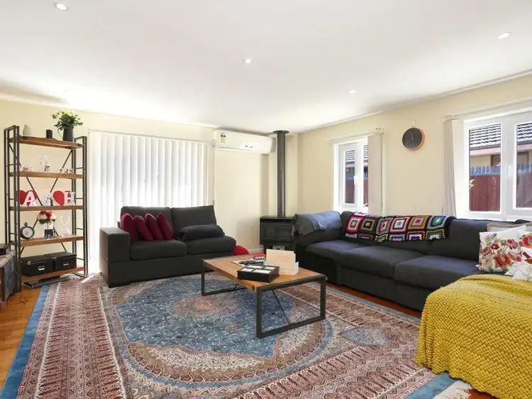 2/3 Biltris Court, Jacana VIC 3047