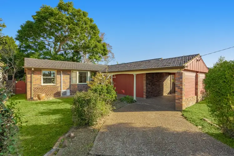 12 Isis Street, Wyoming NSW 2250