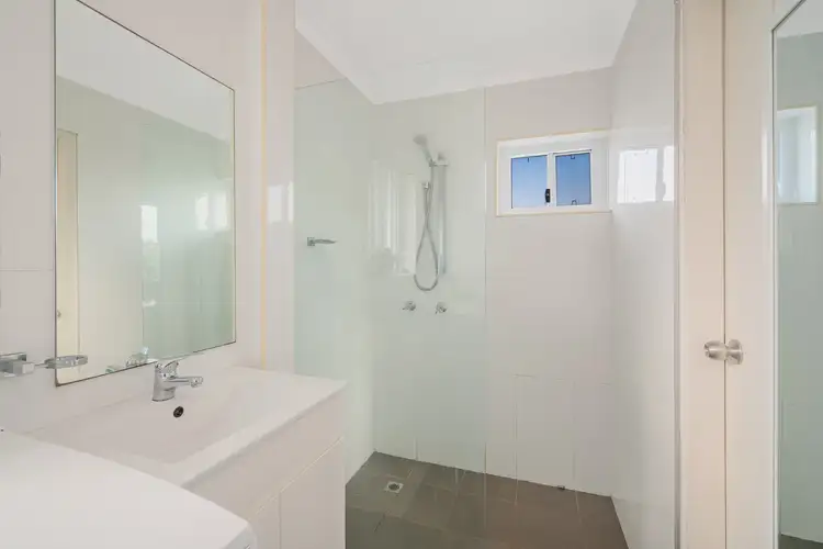 Sixth view of Homely unit listing, 8/105 Georgetown Road, Waratah NSW 2298