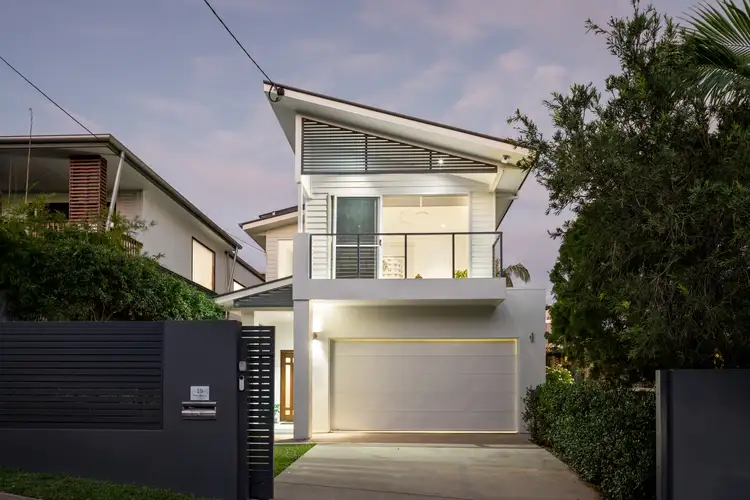 19 Pine Street, Bulimba QLD 4171