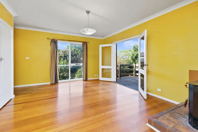 Third view of Homely house listing, 6 Bernard Court, Keilor East VIC 3033