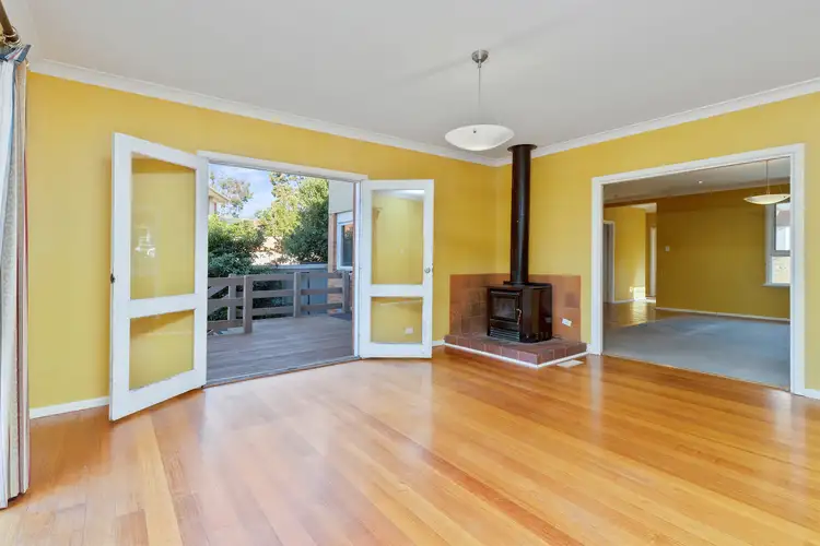 Fifth view of Homely house listing, 6 Bernard Court, Keilor East VIC 3033