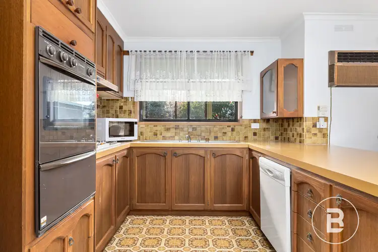 Fourth view of Homely house listing, 31 Shaw Avenue, Wendouree VIC 3355