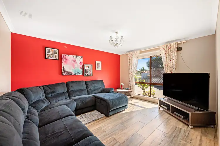 Seventh view of Homely unit listing, 1/15 Herndon Close, Cannington WA 6107