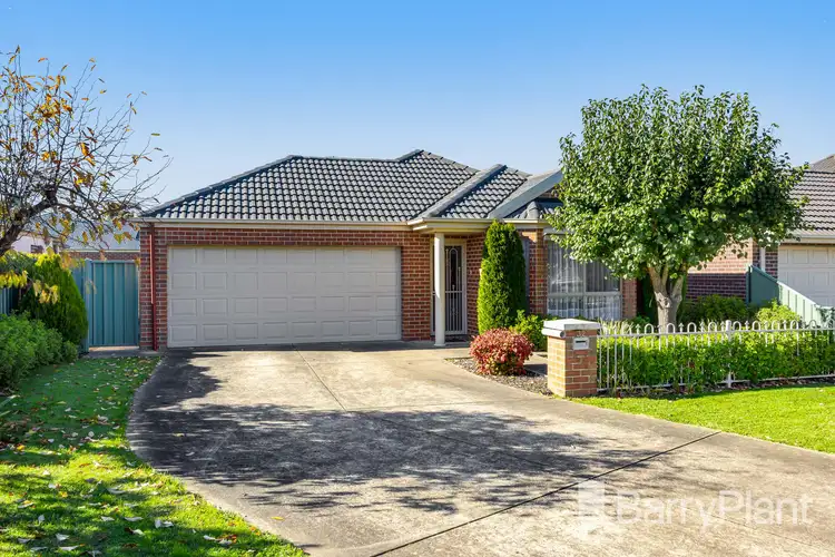 32 St Andrews Place, Lake Gardens VIC 3355