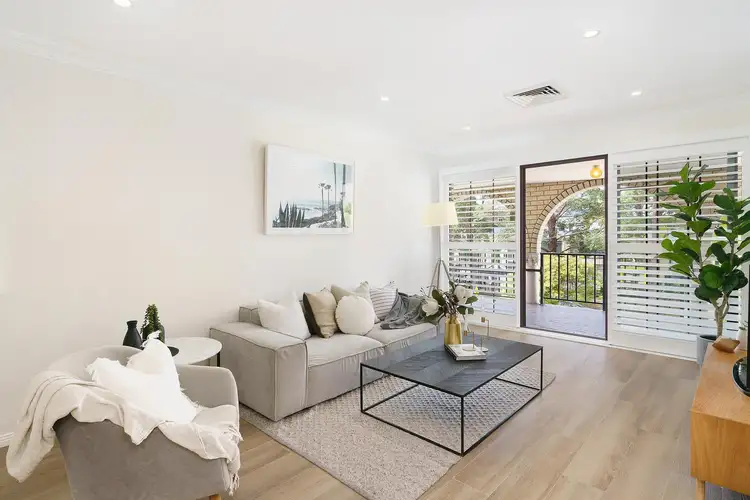 6/2a Ravenswood Avenue