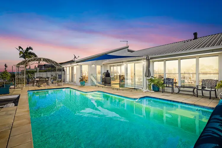 34 Southern Cross Drive, Newport QLD 4020