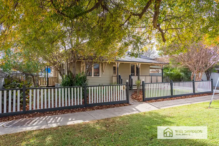 1 Searle Street, Horsham VIC 3400
