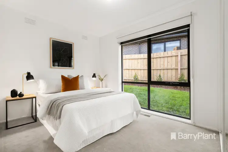 Sixth view of Homely house listing, 33 Swinburne Avenue, Mooroolbark VIC 3138