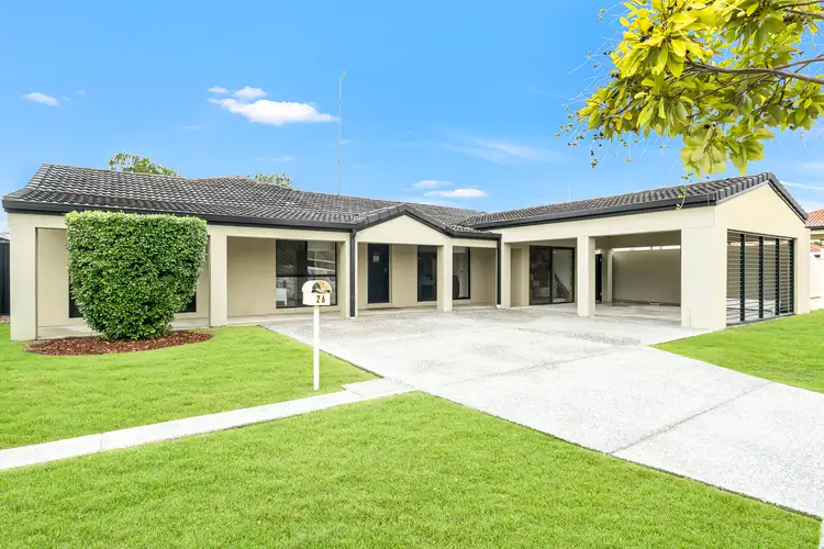 26 Collins Crescent, Benowa QLD 4217