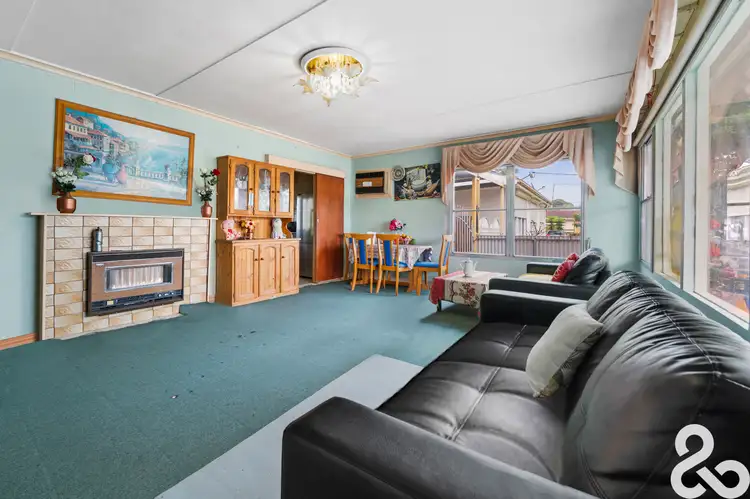 Second view of Homely house listing, 7 Morwell Crescent, Dallas VIC 3047