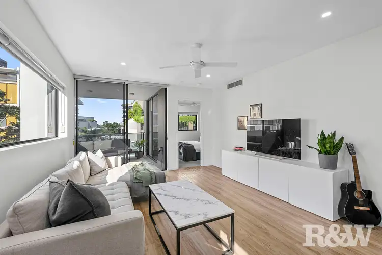 302/16 Masters Street, Newstead QLD 4006