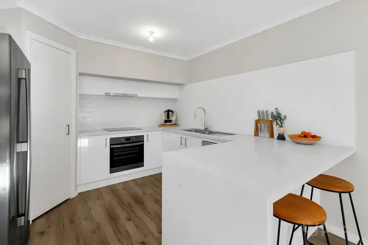 2/9 Rivercoast Road, Werribee South VIC 3030