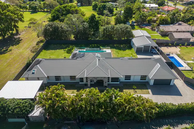 18 Squire Street, Kawungan QLD 4655