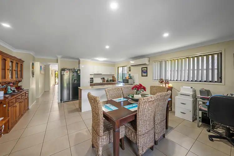 186 Dixon Drive, Pimpama QLD 4209