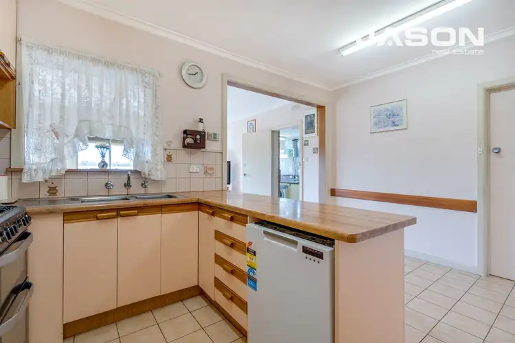 Fifth view of Homely house listing, 30 Waranga Crescent, Broadmeadows VIC 3047