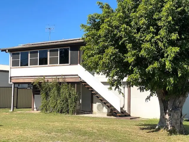 16 Murphy Street, Dysart QLD 4745