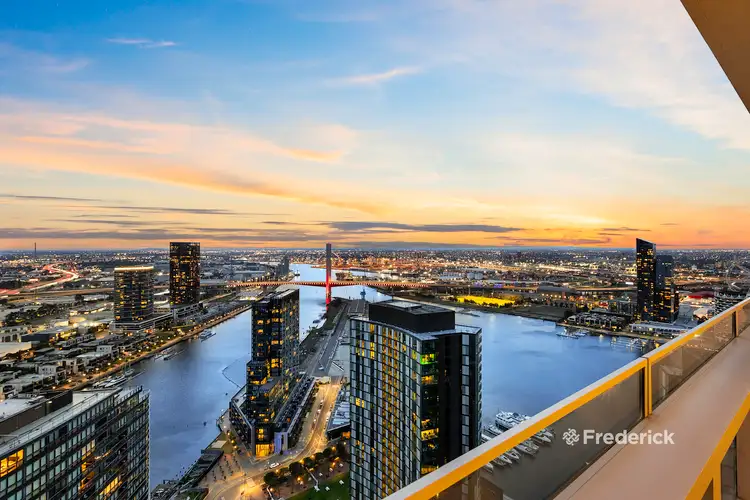 4007/888 Collins Street