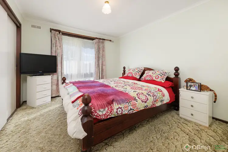 Fifth view of Homely house listing, 32 Emerald Avenue, Wodonga VIC 3690