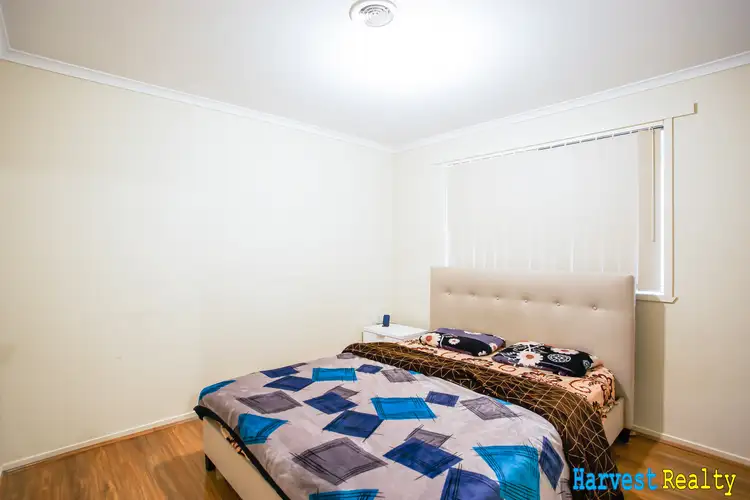 Sixth view of Homely house listing, 4 Tarragon Court, Lynbrook VIC 3975