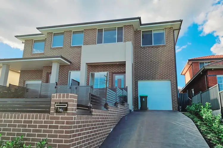 36 Lyle Street