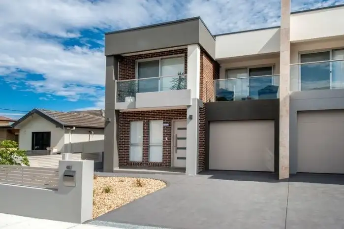 Main view of Homely semi-detached listing, 6 Melba Avenue, Chifley NSW 2036