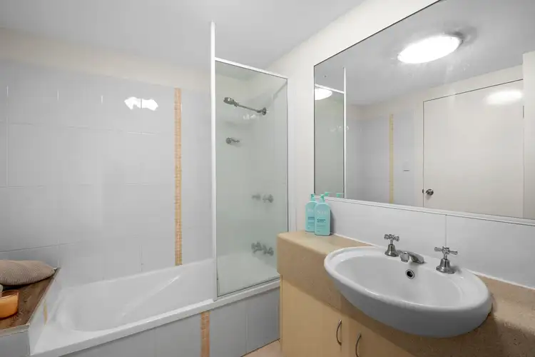 Sixth view of Homely unit listing, 14/423-427 Draper Street, Parramatta Park QLD 4870