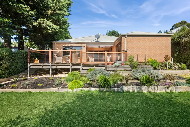23 Blackmore Road, Woodend VIC 3442