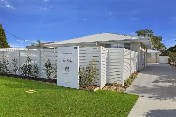 Main view of Homely villa listing, 1/139 Springwood Street, Ettalong Beach NSW 2257