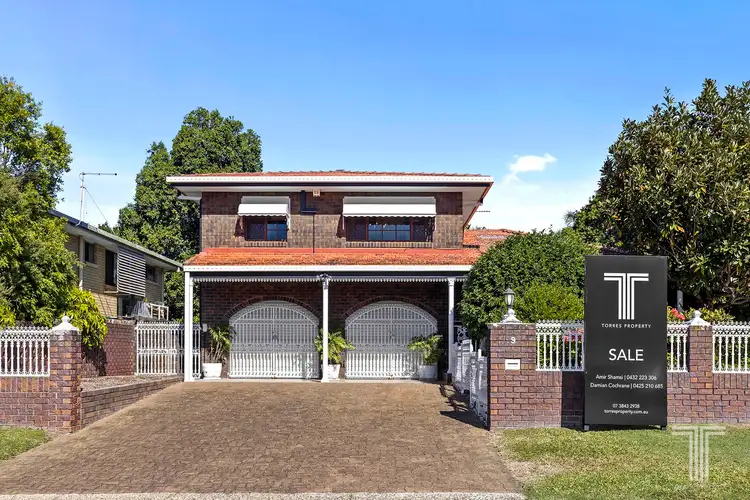 9 Glen Nevis Street, Mansfield QLD 4122