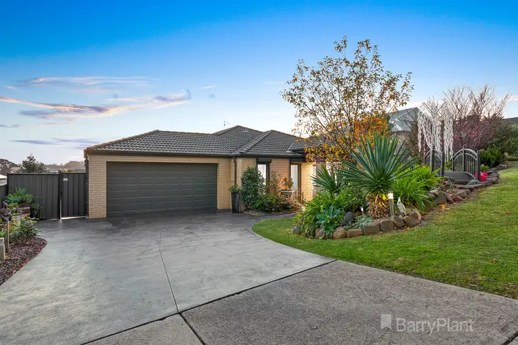 15 Eliza Heights, Pakenham VIC 3810