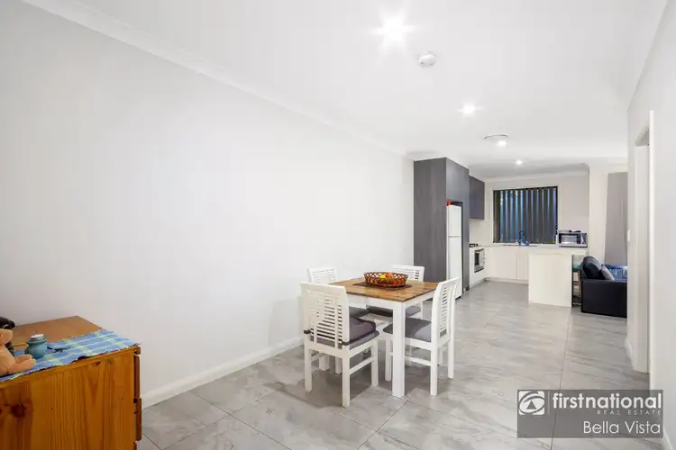 5/8 Carinya Road, Girraween NSW 2145