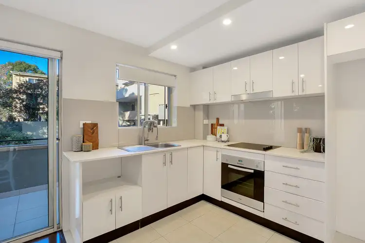 Fourth view of Homely apartment listing, 16/27-29 Rhodes Street, Hillsdale NSW 2036