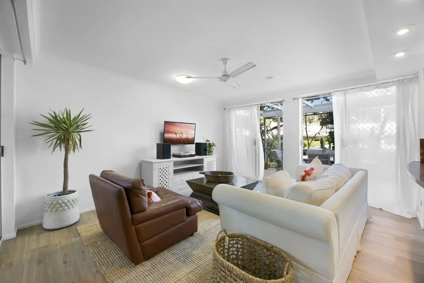 Main view of Homely apartment listing, 3/100 Petrel Avenue, Mermaid Beach QLD 4218