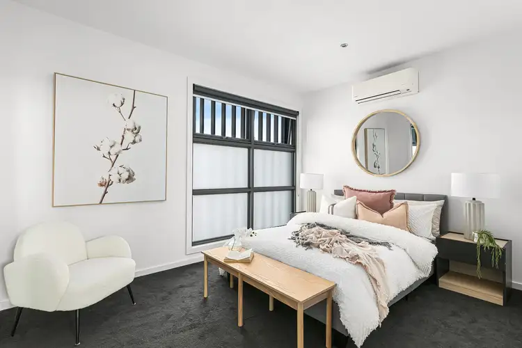 Second view of Homely apartment listing, 2/5 Bellevue Terrace, Pascoe Vale VIC 3044