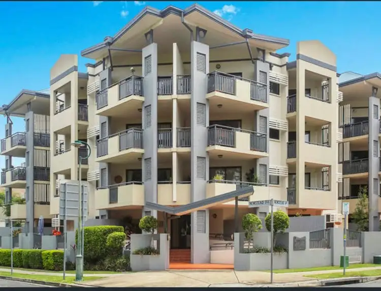 Main view of Homely unit listing, 8/15 Newstead Avenue, Newstead QLD 4006