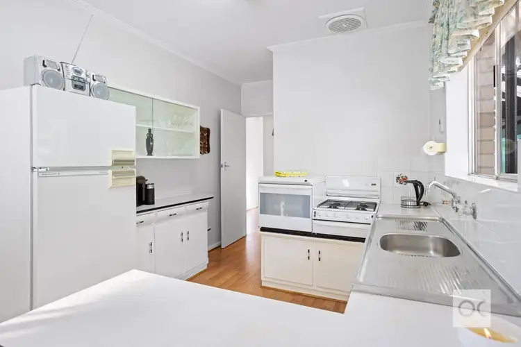 Sixth view of Homely house listing, 2 Greensview Road, Banksia Park SA 5091