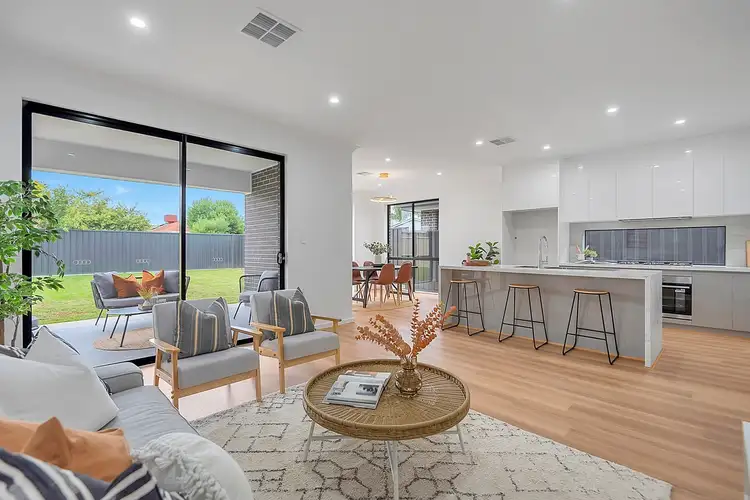 16 Craig Street, Greenacres SA 5086