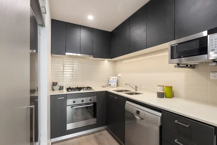 Third view of Homely apartment listing, 210/95 Ormond Road, Elwood VIC 3184