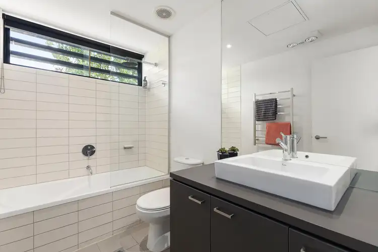 Sixth view of Homely apartment listing, 210/95 Ormond Road, Elwood VIC 3184