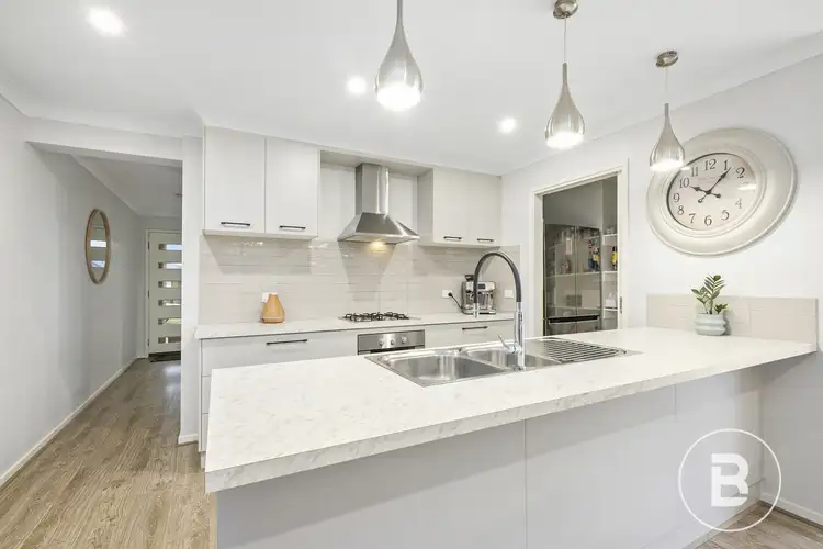 Sixth view of Homely house listing, 37 Silver Leaf Way, Winter Valley VIC 3358