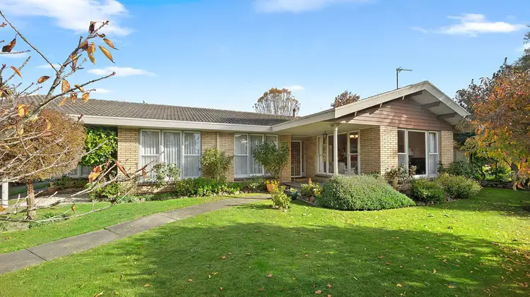 1783 Sturt Street, Alfredton VIC 3350