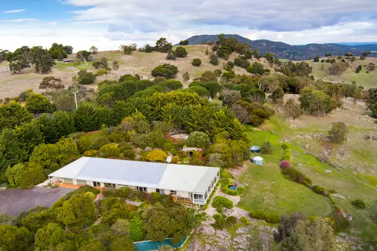 140 Barker Road, Harcourt North VIC 3453