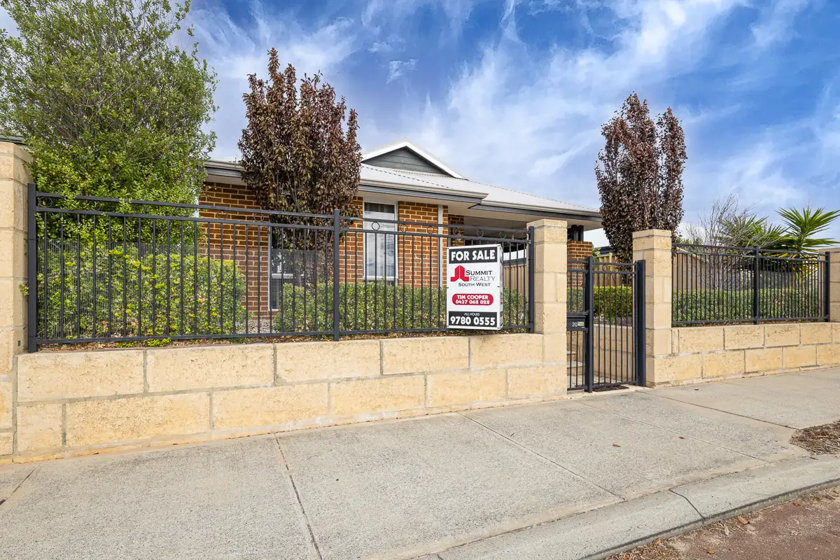 Main view of Homely house listing, 20 Starlite Bend, Dalyellup WA 6230
