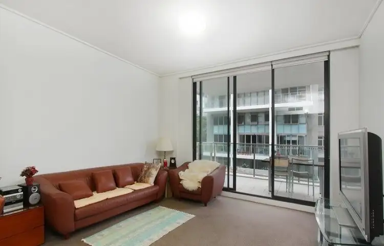 203/15 Shoreline Drive