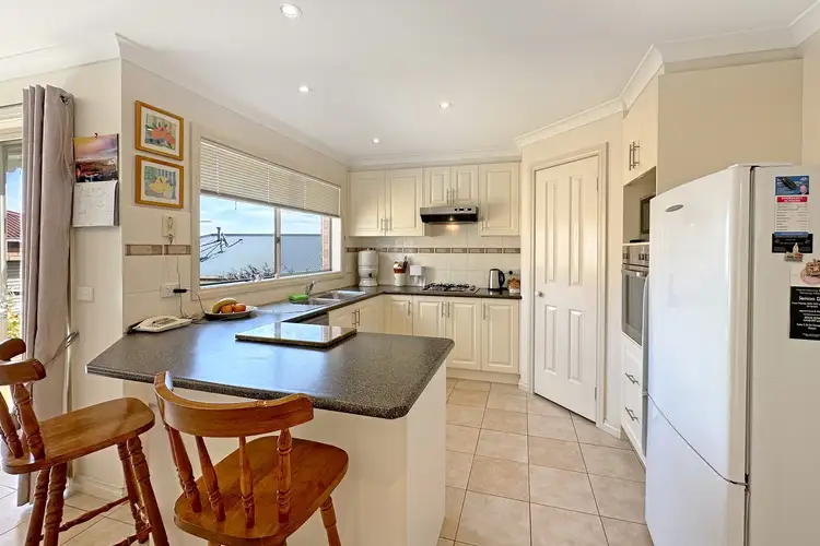 Fifth view of Homely house listing, 10 Summerhill Boulevard, Drouin VIC 3818
